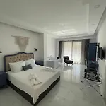 Minos Alacati Hotel Çeşme
