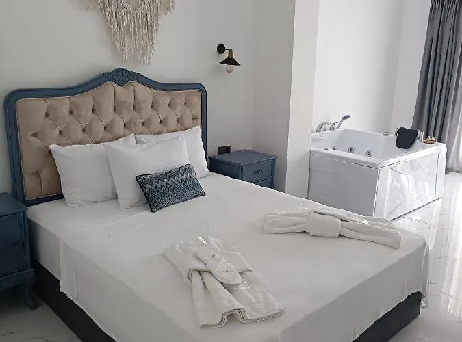 Minos Alacati * Кешме